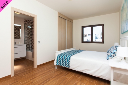 Just 4 Sales, La Estancia