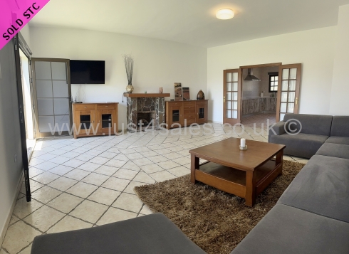 Villa 1