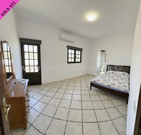 Villa 1
