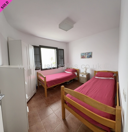 Las Lomas Just 4 Sales.