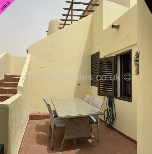 Las Lomas Just 4 Sales.