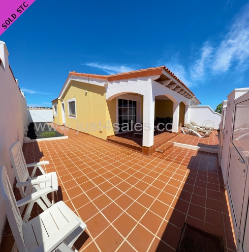 Los Arcos Just 4 Sales