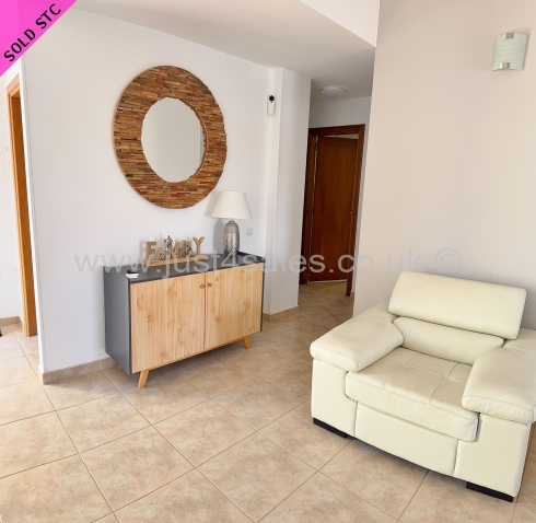 Los Arcos Just 4 Sales