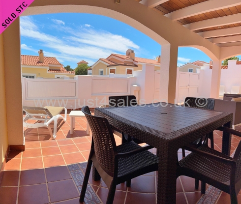 Los Arcos Just 4 Sales