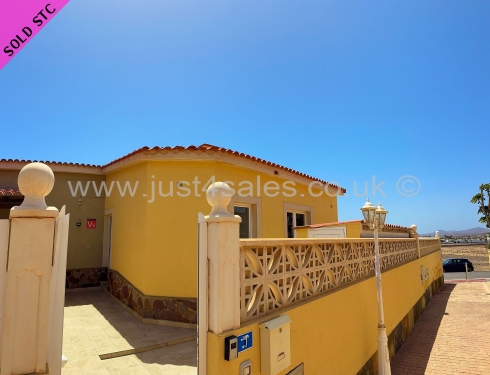 Just 4 Sales, Beach Villas