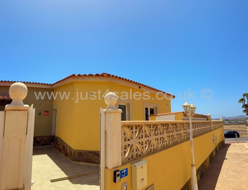 Just 4 Sales, Beach Villas