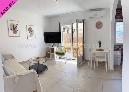 Just 4 Sales, Beach Villas