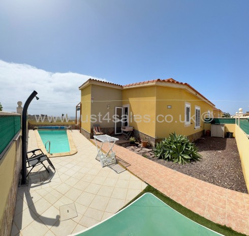 Urbanization Beach Villas, Caleta de Fuste - Photo 1