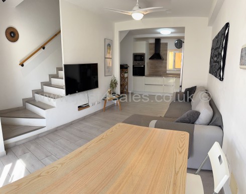 	Just 4 Sales, Calle Alcalde Juan Evora Suarez