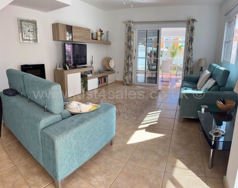 La Colina Just 4 Sales