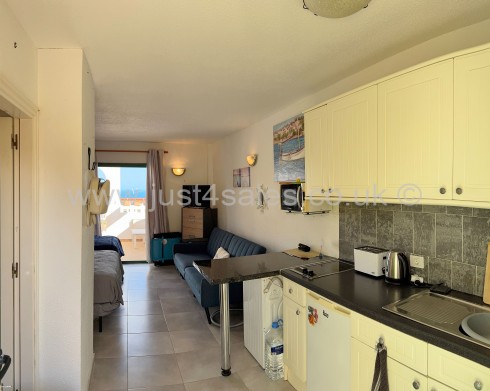 Caleta Paraiso, Costa De Antigua - Photo 3