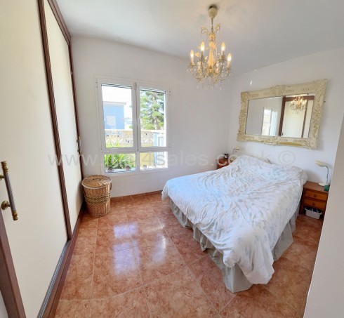 Just 4 Sales, Beach Villas