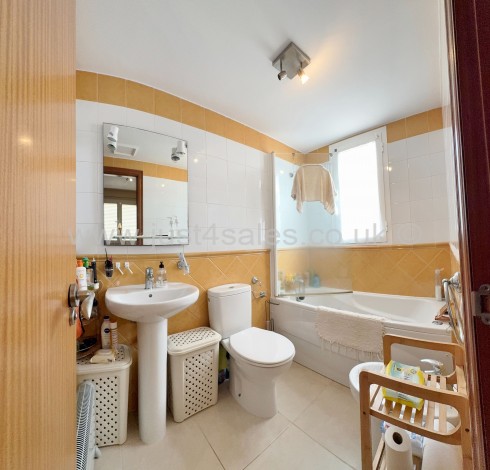 Ocean Villas Just 4 Sales