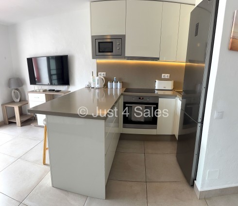 Port Beach Just 4 Sales