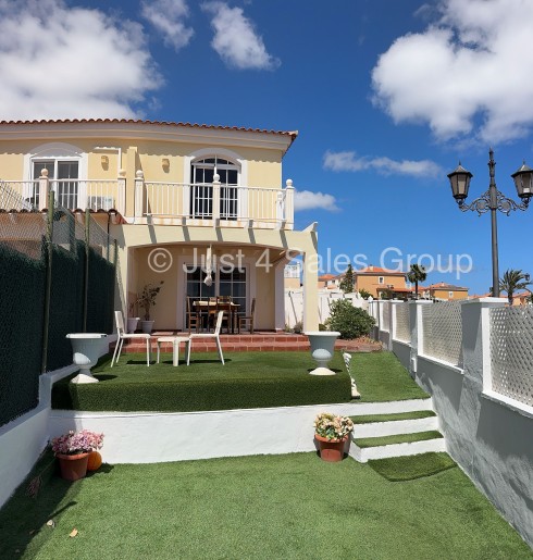 La Colina Just 4 Sales.