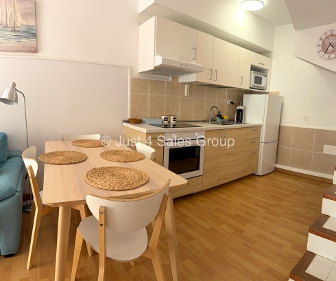 Euro Caleta Just 4 Sales