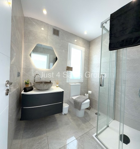 Just 4 Sales Calle Tamonante