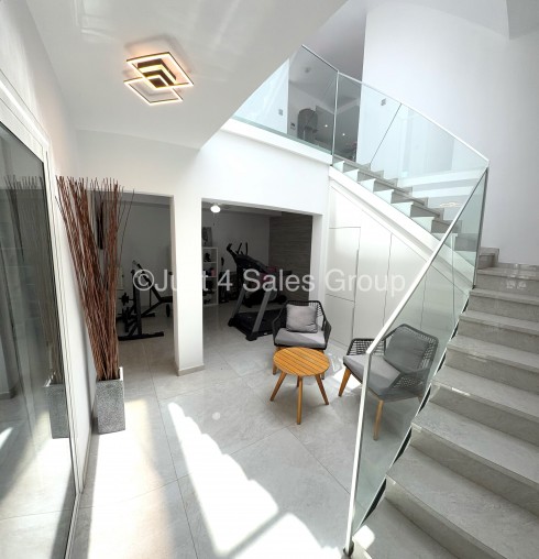Just 4 Sales Calle Tamonante