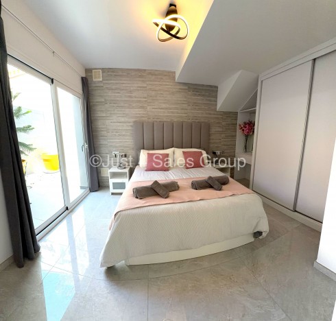 Just 4 Sales Calle Tamonante