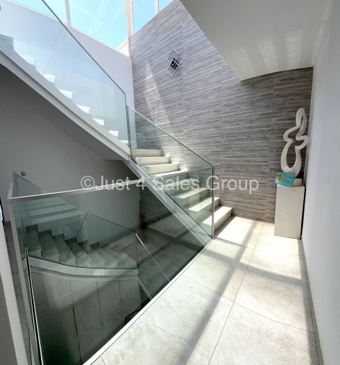Just 4 Sales Calle Tamonante