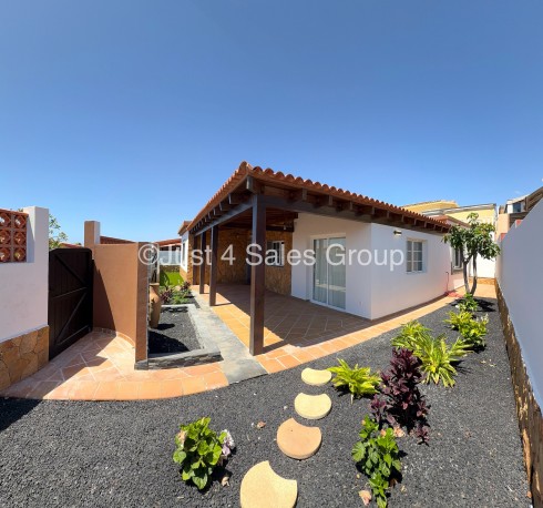 Calle Turmero Just 4 Sales.