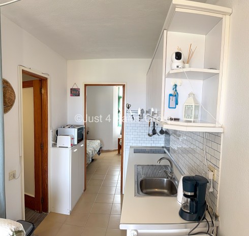 Just 4 Sales, Bouganville