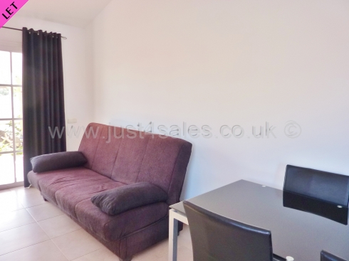 Just 4 Sales, Los Arcos