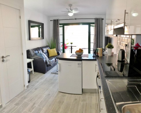 Just 4 Sales, Castillo Mar Just 4 Sales, Castillo Mar