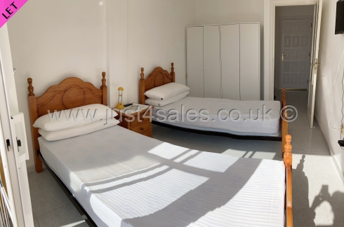 Just 4 Sales, Caleta Amigos